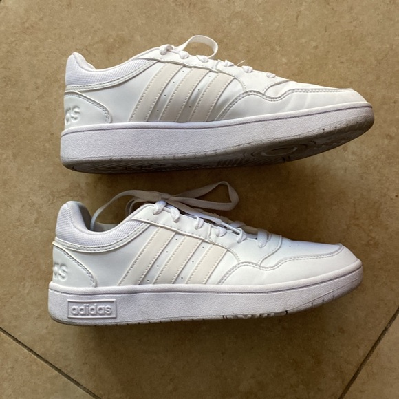 Adidas Shoes - Picture 4 of 8